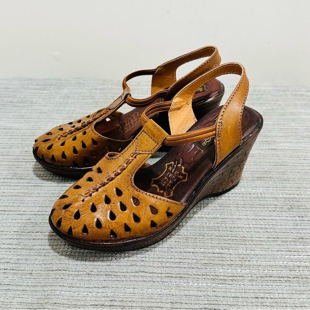 Vintage WINGS Classic Brown Leather Sandals Boho Hippie Style Women’s Size 5